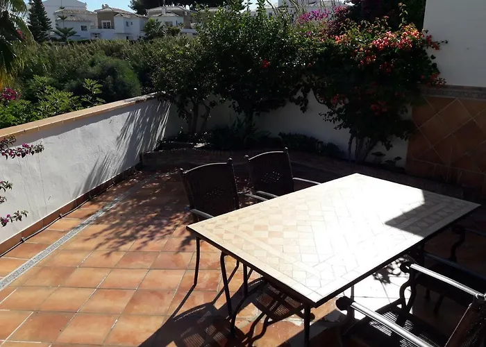 Casa Bosques * Нерха