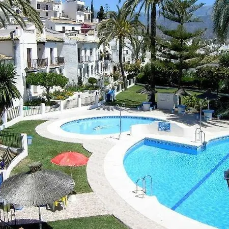 فندق Casa Bosques نيرخا